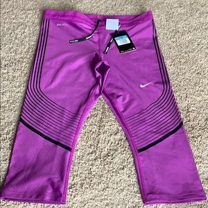 Nike Women’s Dri-Fit Running Capri Tights